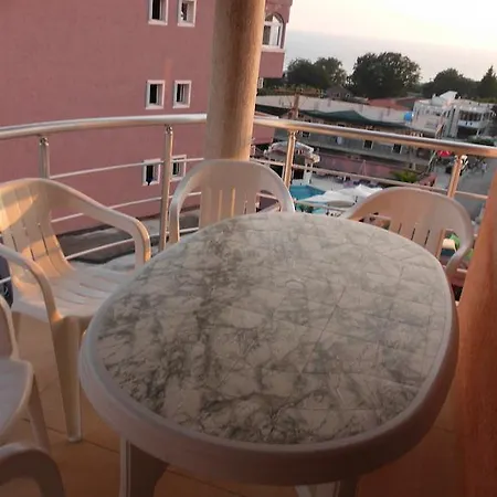 Apartmans Hari