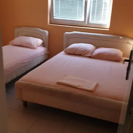 Apartmans Hari Πανσιόν Dobra Voda