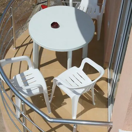 Πανσιόν Apartmans Hari Dobra Voda